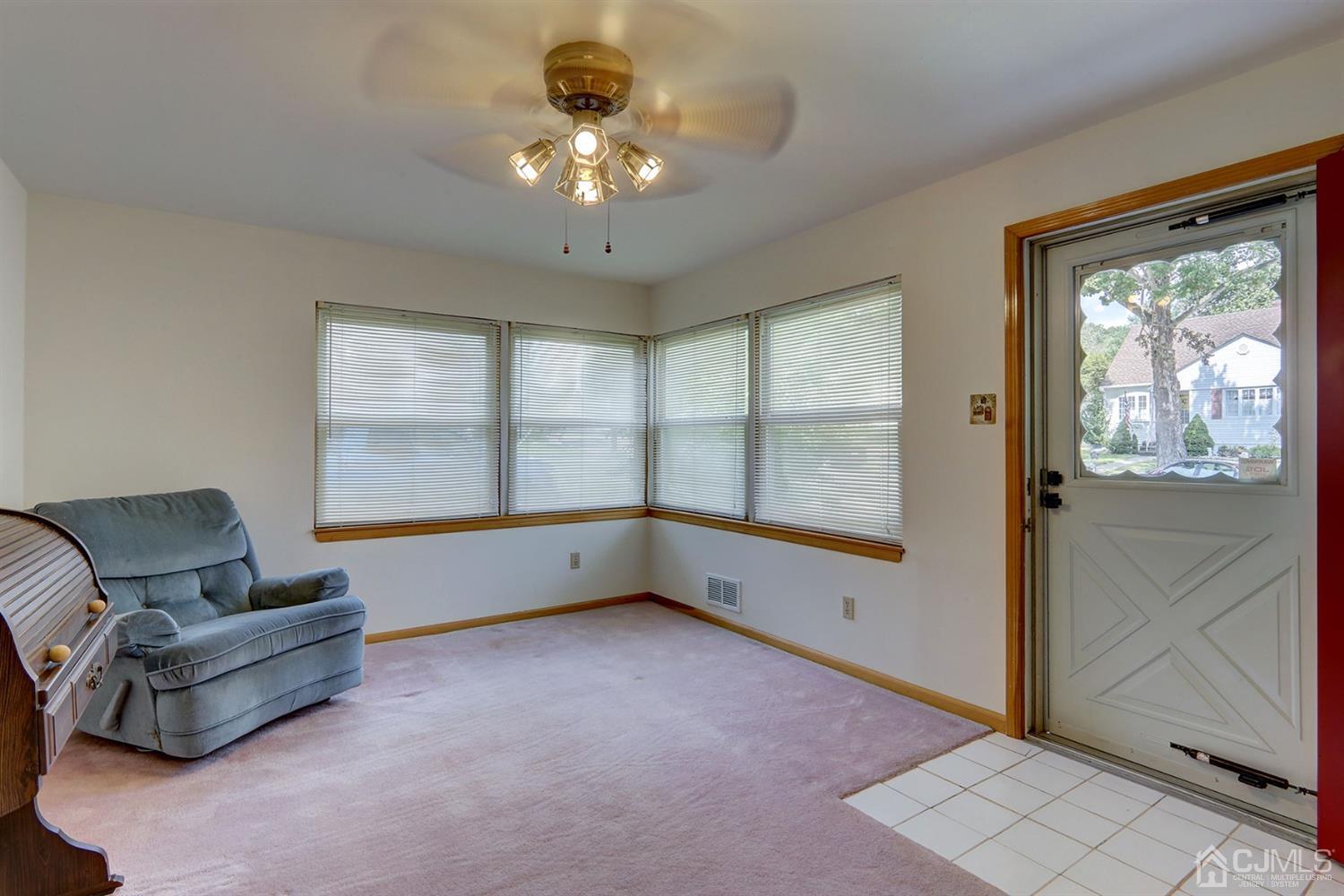 23 Preston Road East Brunswick, NJ 08816 - Photo 3 of 27 Gallery Image 3