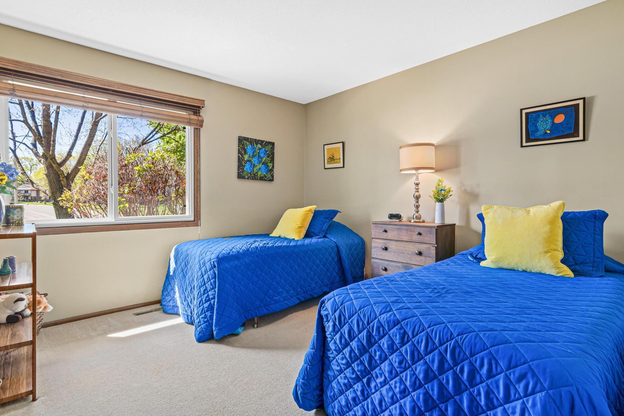 8370 West 107th Street Bloomington, MN 55438 - Photo 9 of 29