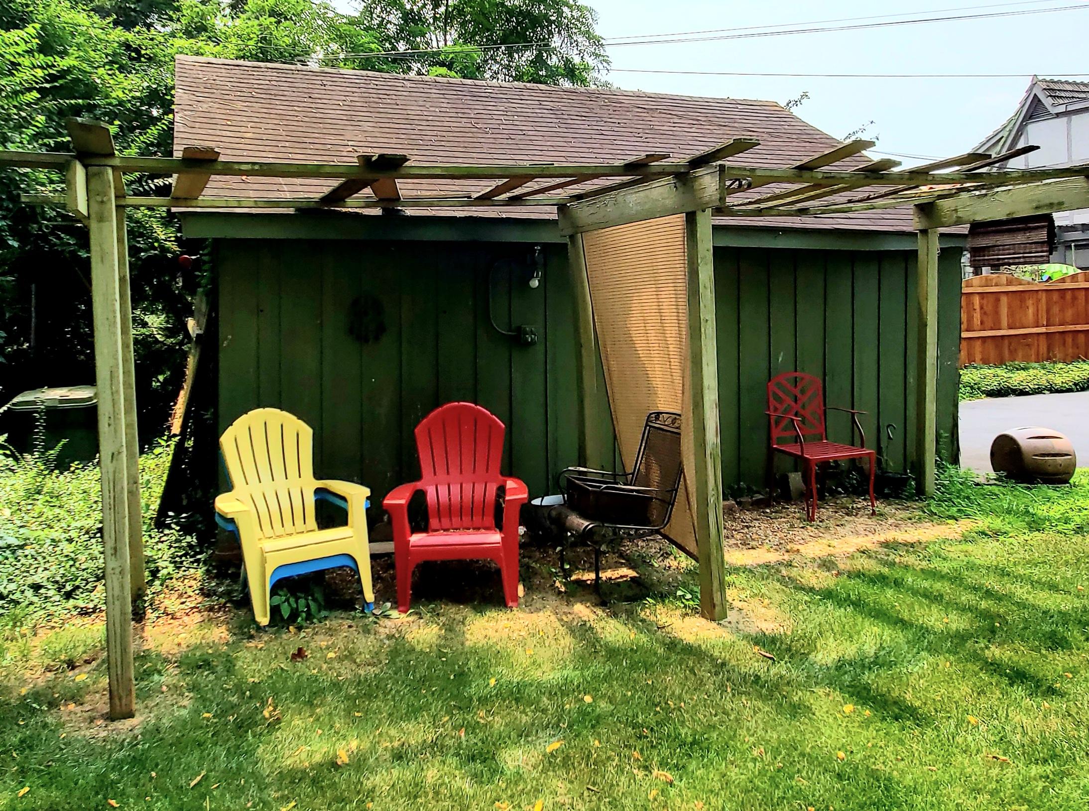 304 Ridgeway Road, Unit 1 2 3 Lexington, KY 40502 - Photo 4 of 12 20210729_142011