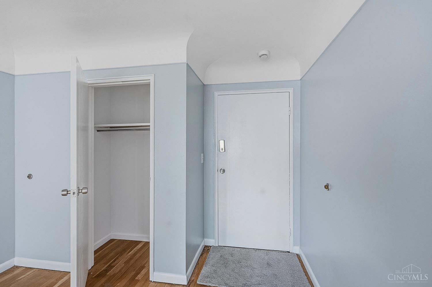 6469 Montgomery Road, Unit 19 Cincinnati, OH 45213 - Photo 6 of 11