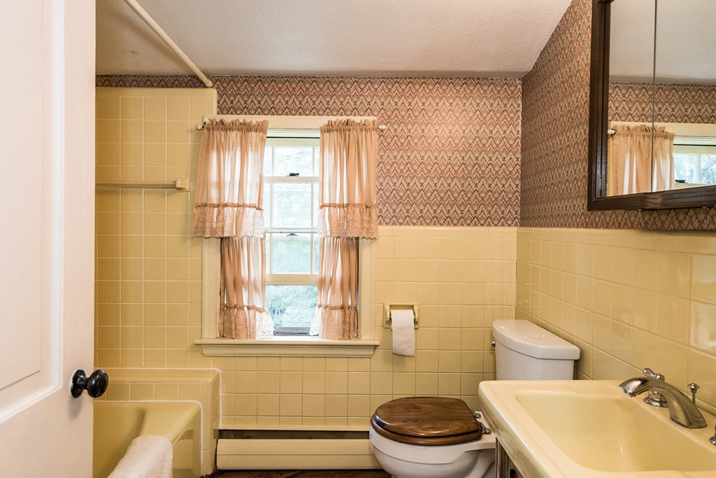3 3rd Street Lexington, MA 02420 - Photo 8 of 19 Gallery Image 8