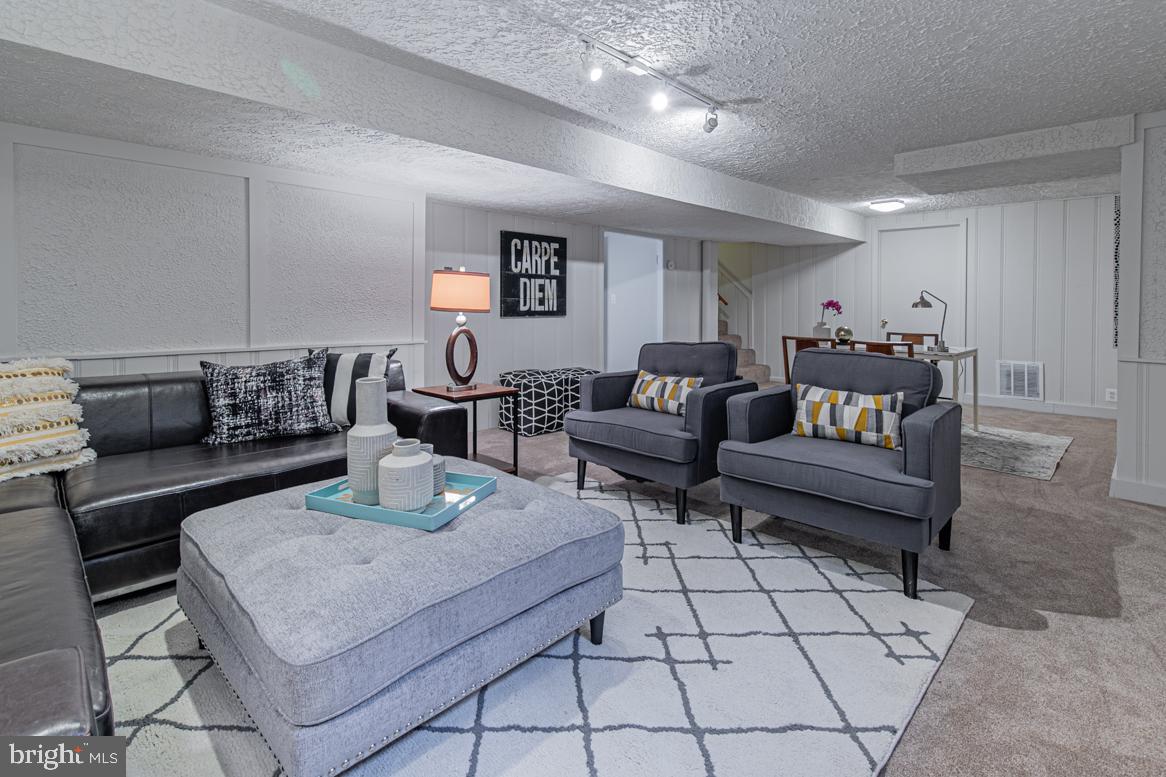 10109 Portland Road Silver Spring, MD 20901 - Photo 25 of 33