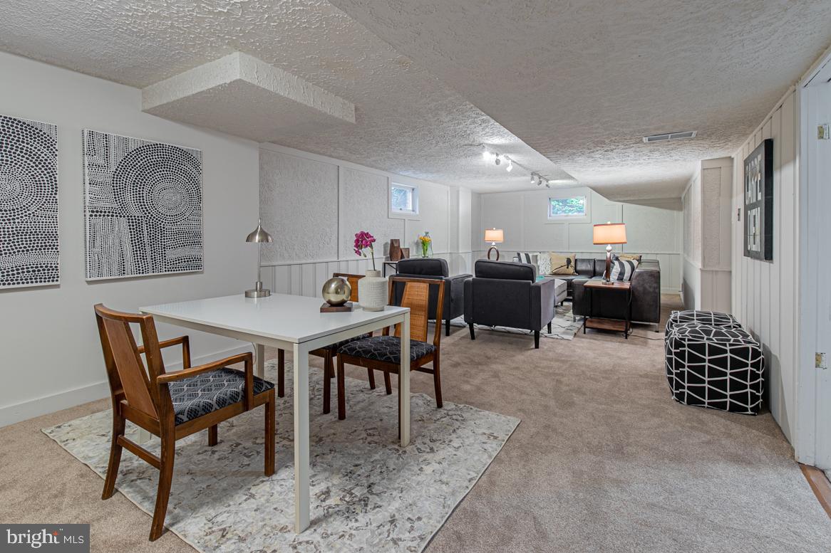 10109 Portland Road Silver Spring, MD 20901 - Photo 27 of 33