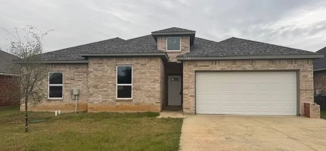 $289,000 | 331 Port Drive, Gun Barrel City, TX 75156