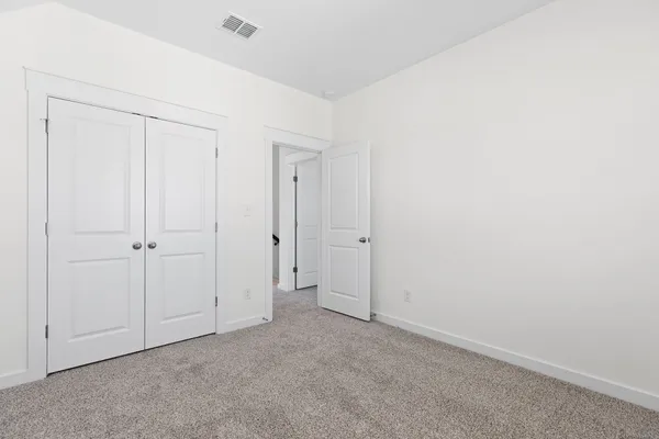 $2,100 | 120 Hartson Drive, Taylor, TX 76574