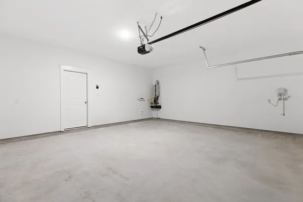 $2,100 | 120 Hartson Drive, Taylor, TX 76574