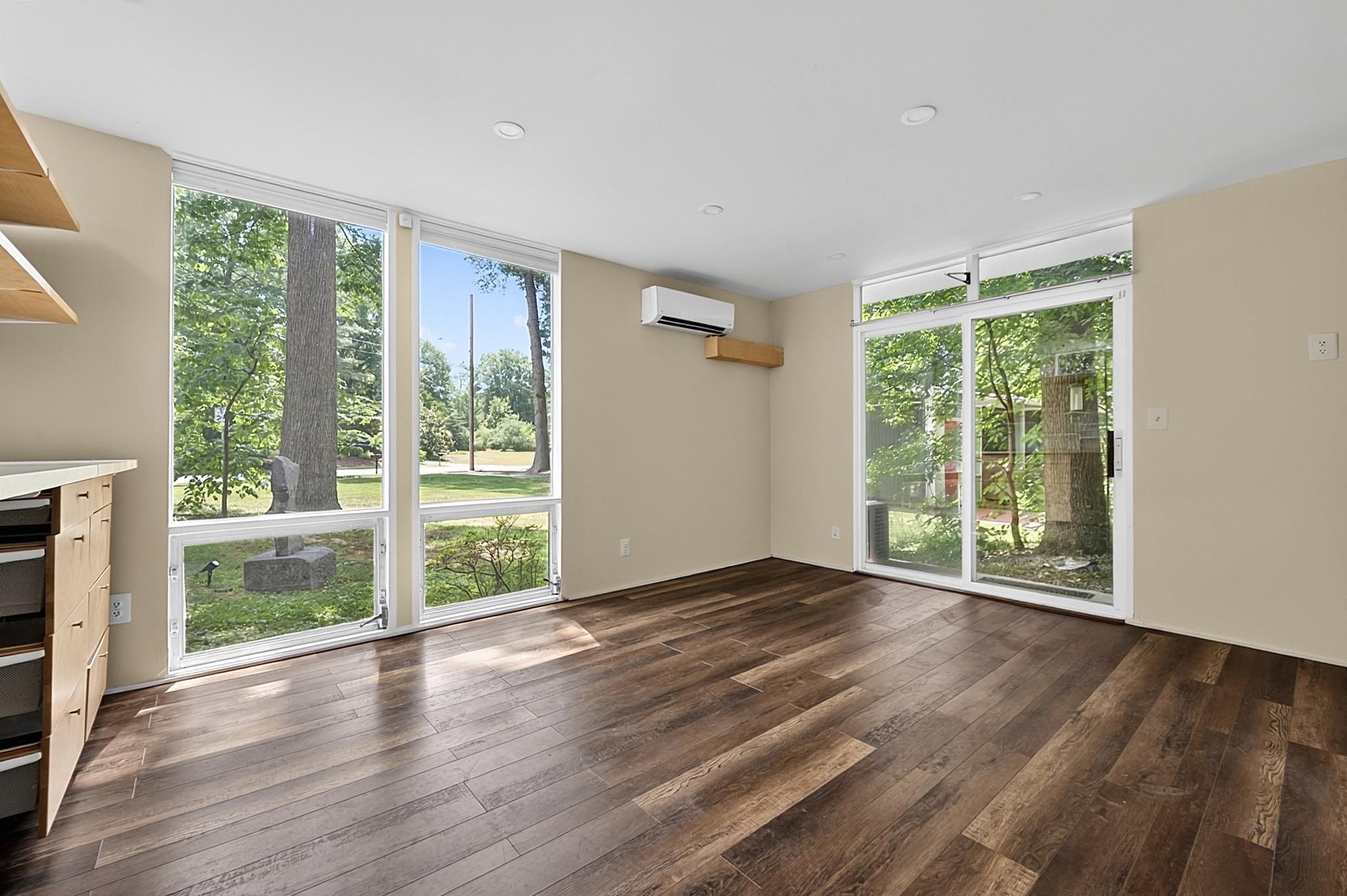 7710 Elba Road Alexandria, VA 22306 - Photo 30 of 50 Detached Office with HVAC