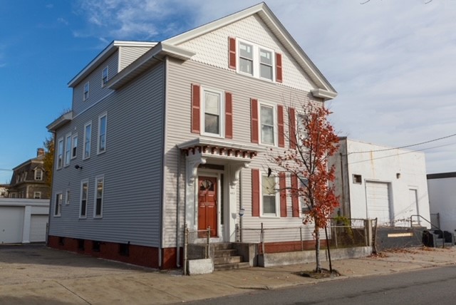 487 Washington Street Providence, RI 02903 - Photo 2 of 15