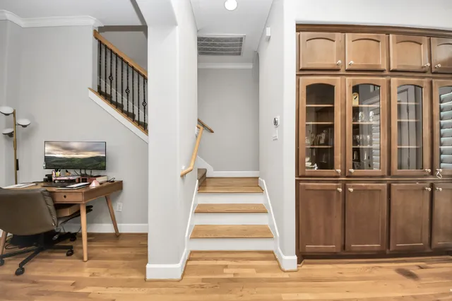 $2,975 | 584 Bomar Street, Houston, TX 77006