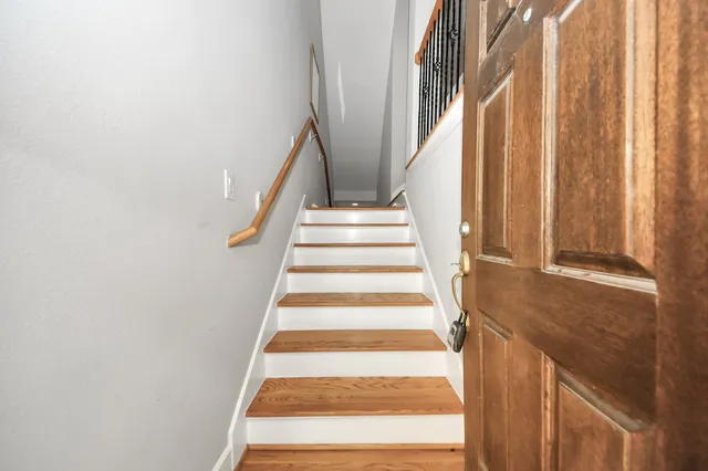 $2,975 | 584 Bomar Street, Houston, TX 77006