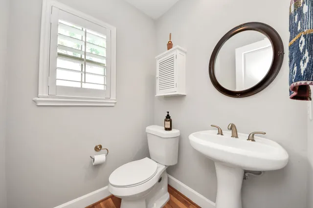 $2,975 | 584 Bomar Street, Houston, TX 77006