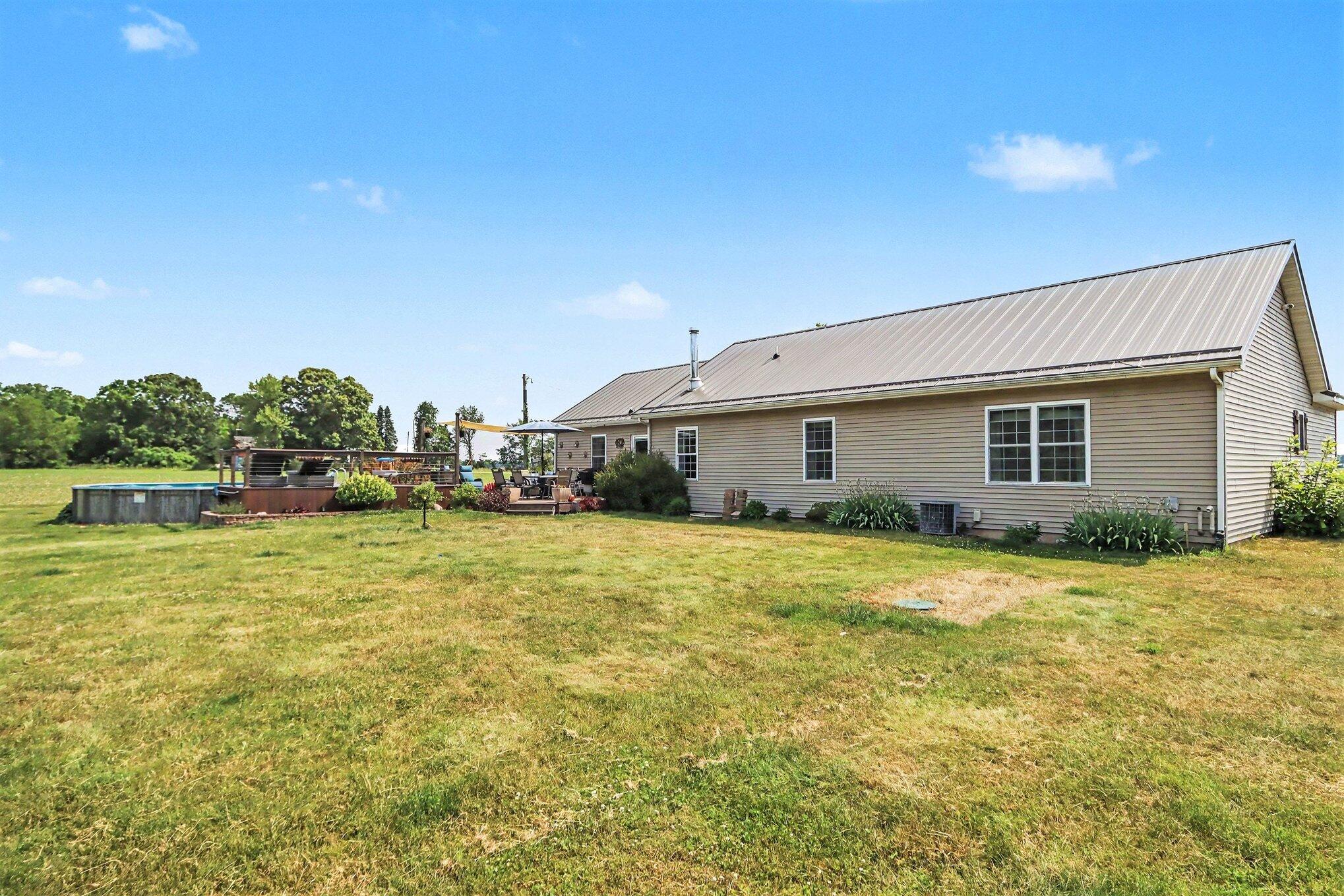 52638 Oak Plains Road Marcellus, MI 49067 - Photo 32 of 35 032_file_3464