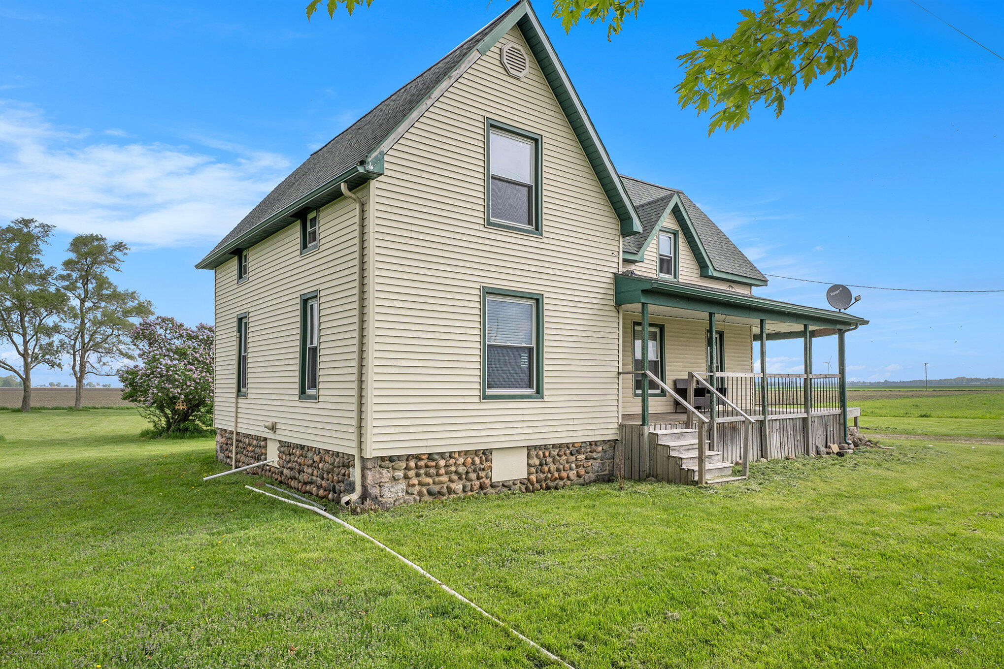 7917 East Harrison Road Breckenridge, MI 48615 - Photo 2 of 30 002_dsc08645_155