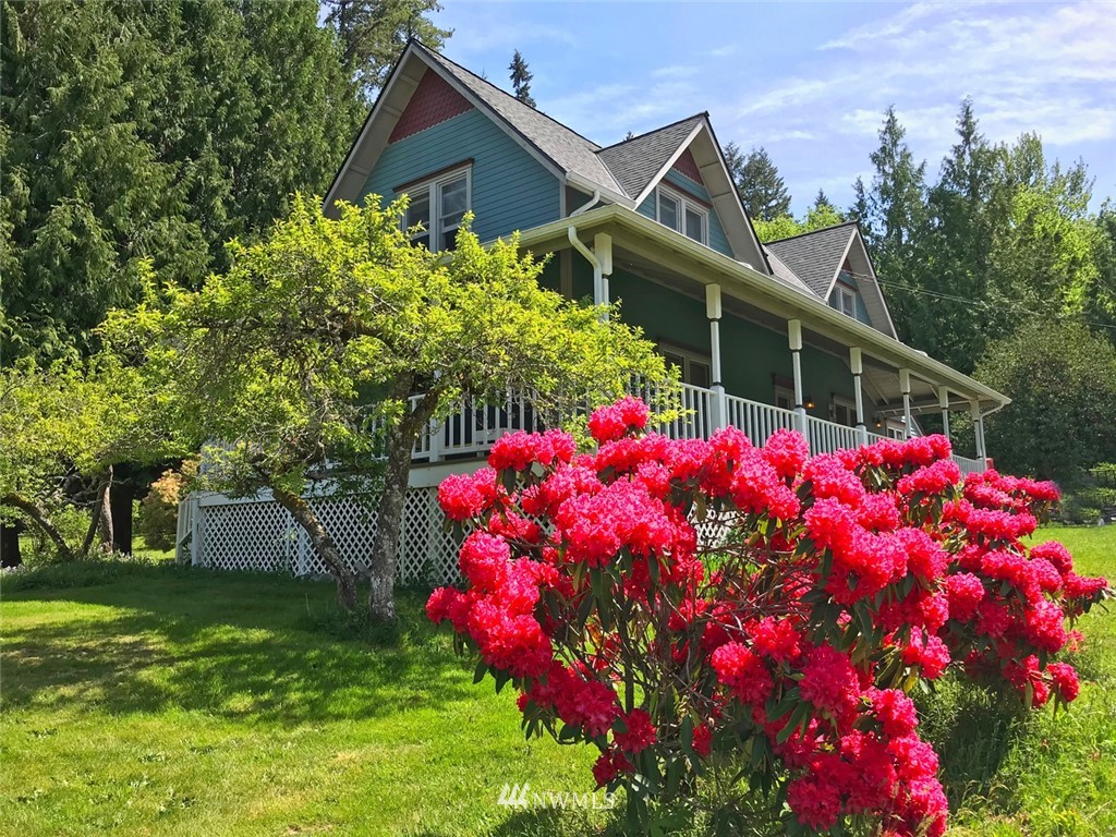 8718 Van Decar Road Southeast Port Orchard, WA 98367 - Photo 4 of 40 Gallery Image 4
