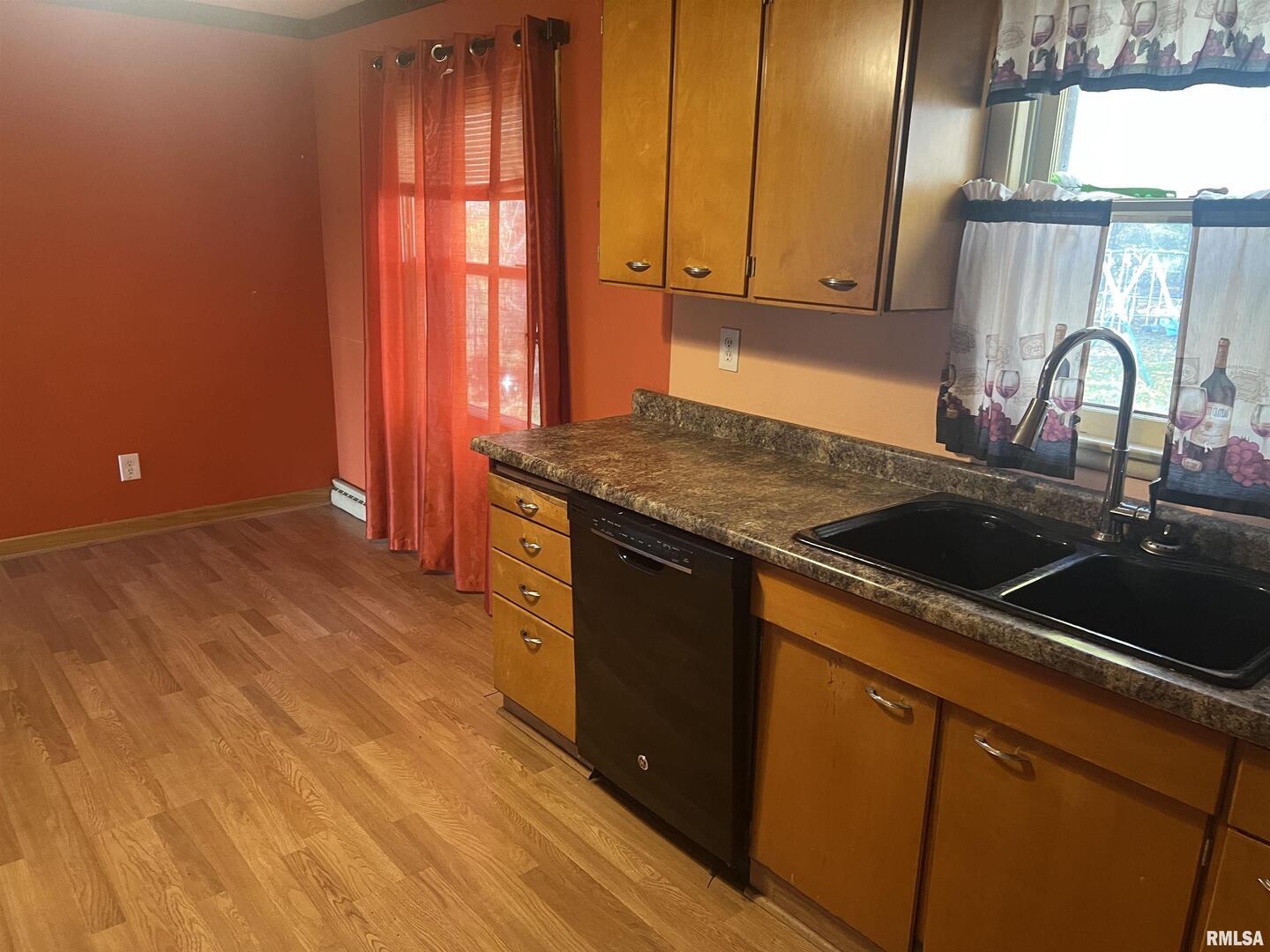 3638-84 84th Thomson, IL 61285 - Photo 5 of 43