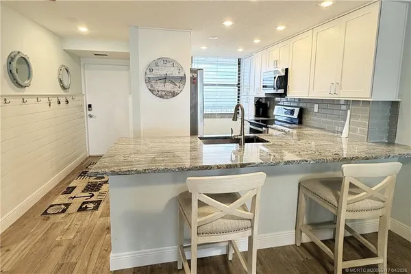 $5,000 | 10600 South Ocean Drive, Unit 1205, Jensen Beach, FL 34957