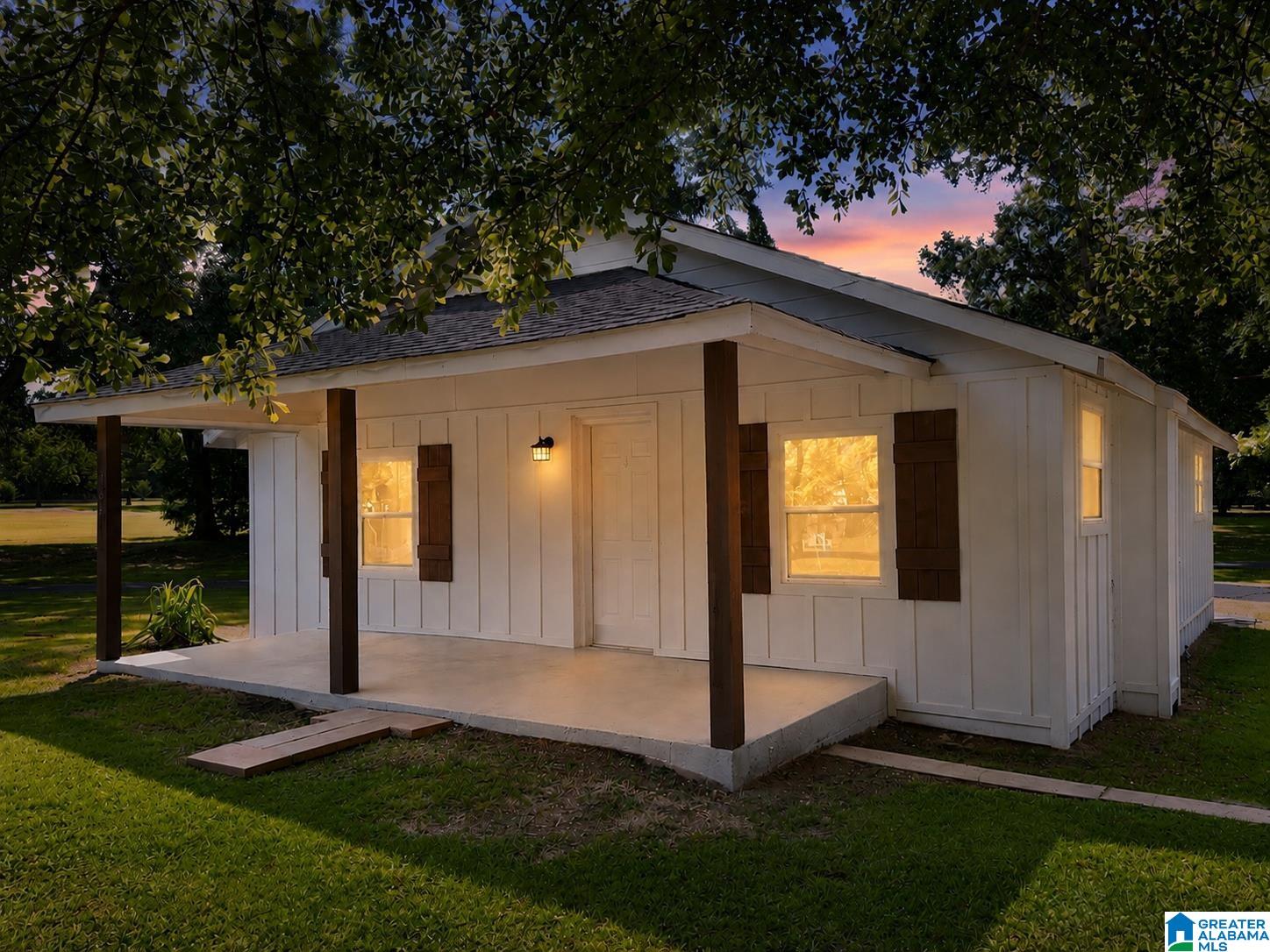 964 Pinedale Road Clanton, AL 35045 - Photo 2 of 23 Gallery Image 2