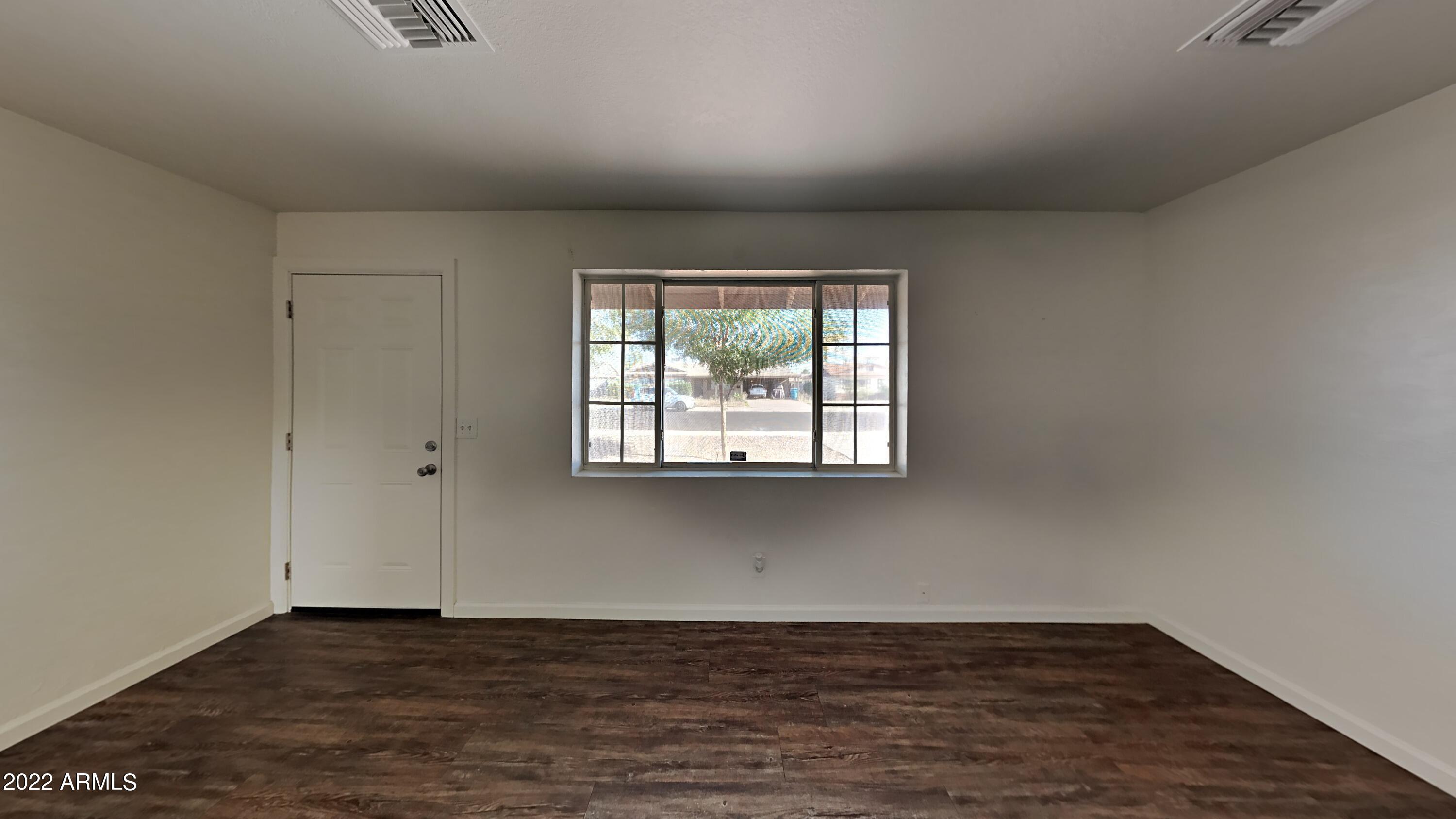 3110 West Wethersfield Road Phoenix, AZ 85029 - Photo 2 of 13 1_Image_kl9K3IRHmk