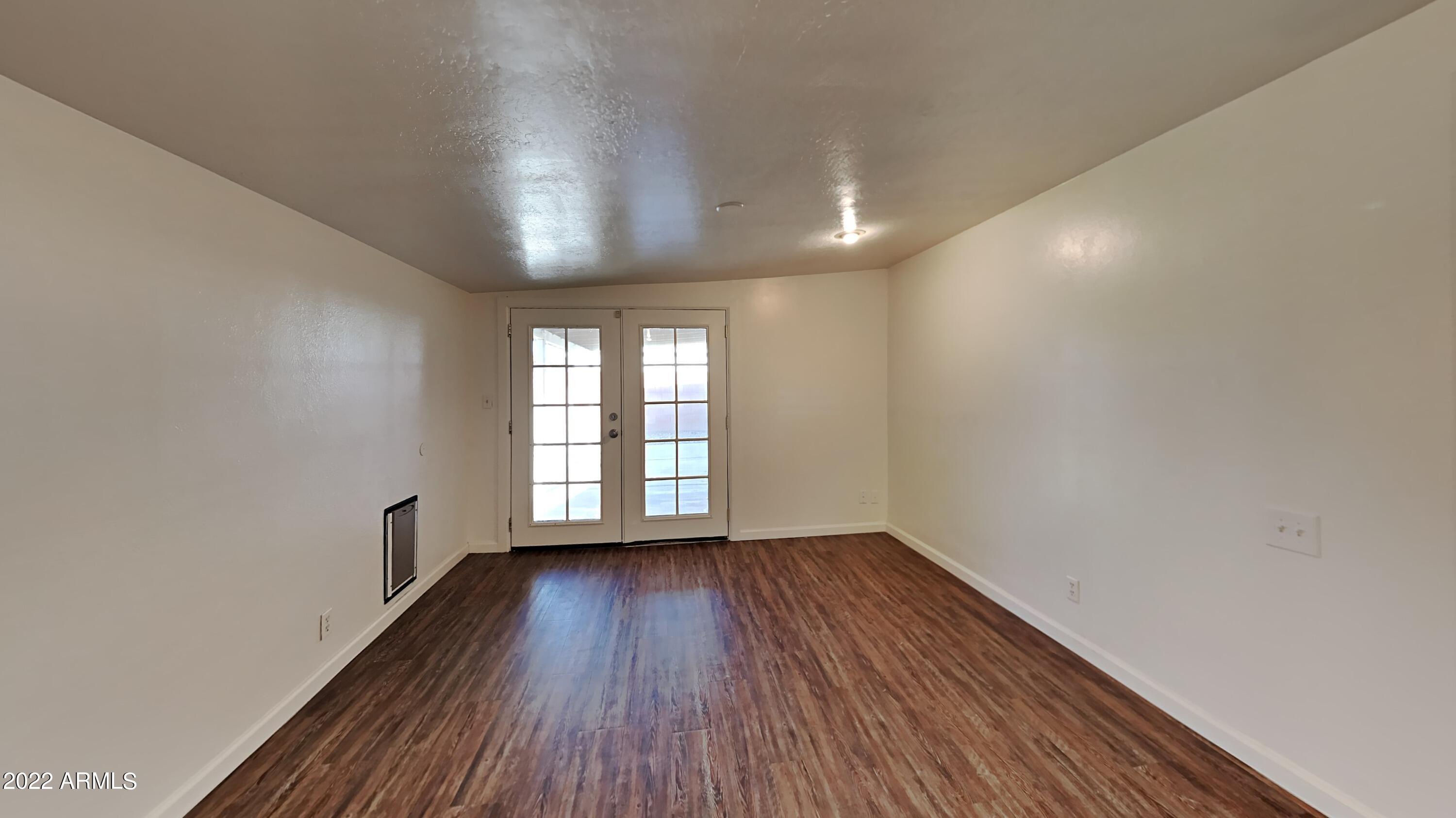 3110 West Wethersfield Road Phoenix, AZ 85029 - Photo 4 of 13 4_Image_IYmzyHnAuK