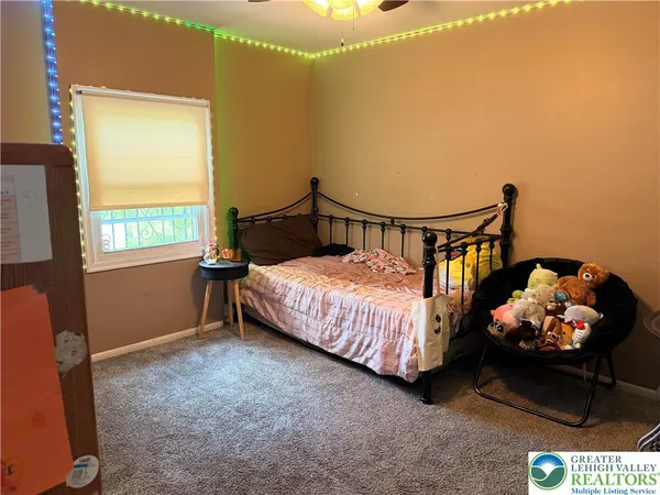 $3,200 | 1170 Oakhurst Drive, Slatington, PA 18080