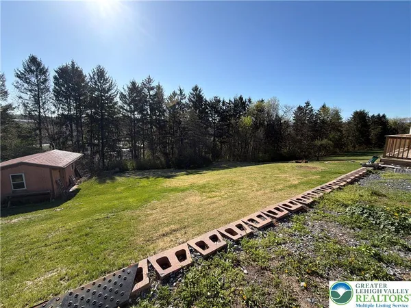 $3,200 | 1170 Oakhurst Drive, Slatington, PA 18080