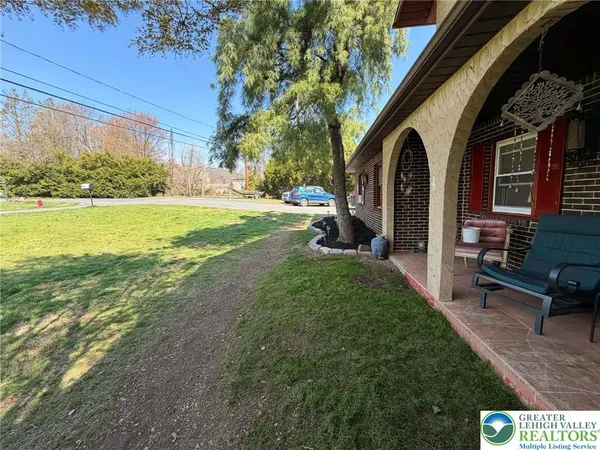 $3,200 | 1170 Oakhurst Drive, Slatington, PA 18080