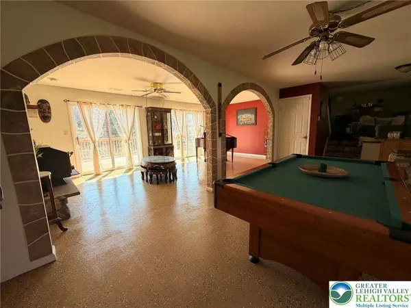 $3,200 | 1170 Oakhurst Drive, Slatington, PA 18080