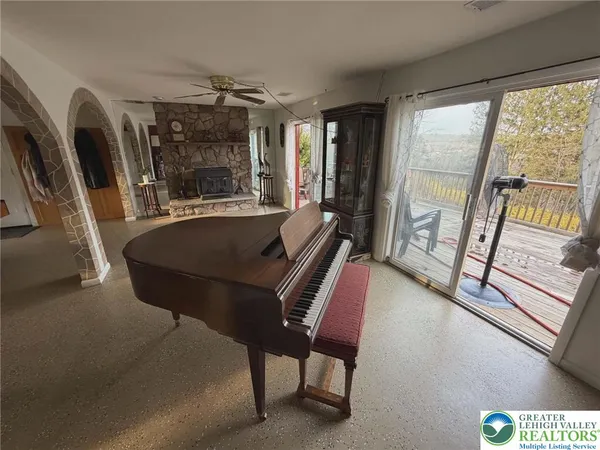 $3,200 | 1170 Oakhurst Drive, Slatington, PA 18080