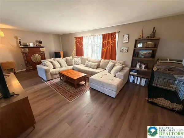 $3,200 | 1170 Oakhurst Drive, Slatington, PA 18080