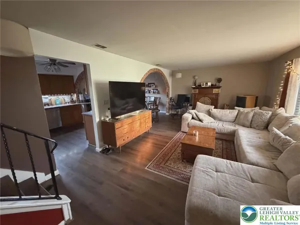 $3,200 | 1170 Oakhurst Drive, Slatington, PA 18080