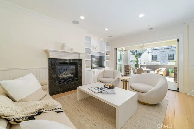$10,500 | 3731 4th Avenue, Corona del Mar, CA 92625