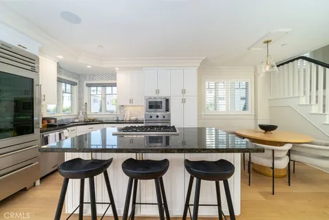 $10,500 | 3731 4th Avenue, Corona del Mar, CA 92625