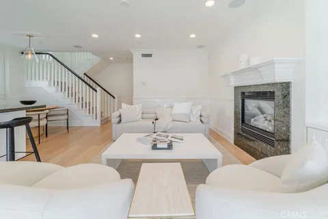 $10,500 | 3731 4th Avenue, Corona del Mar, CA 92625