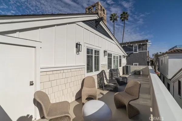 $11,500 | 3731 4th Avenue, Corona del Mar, CA 92625
