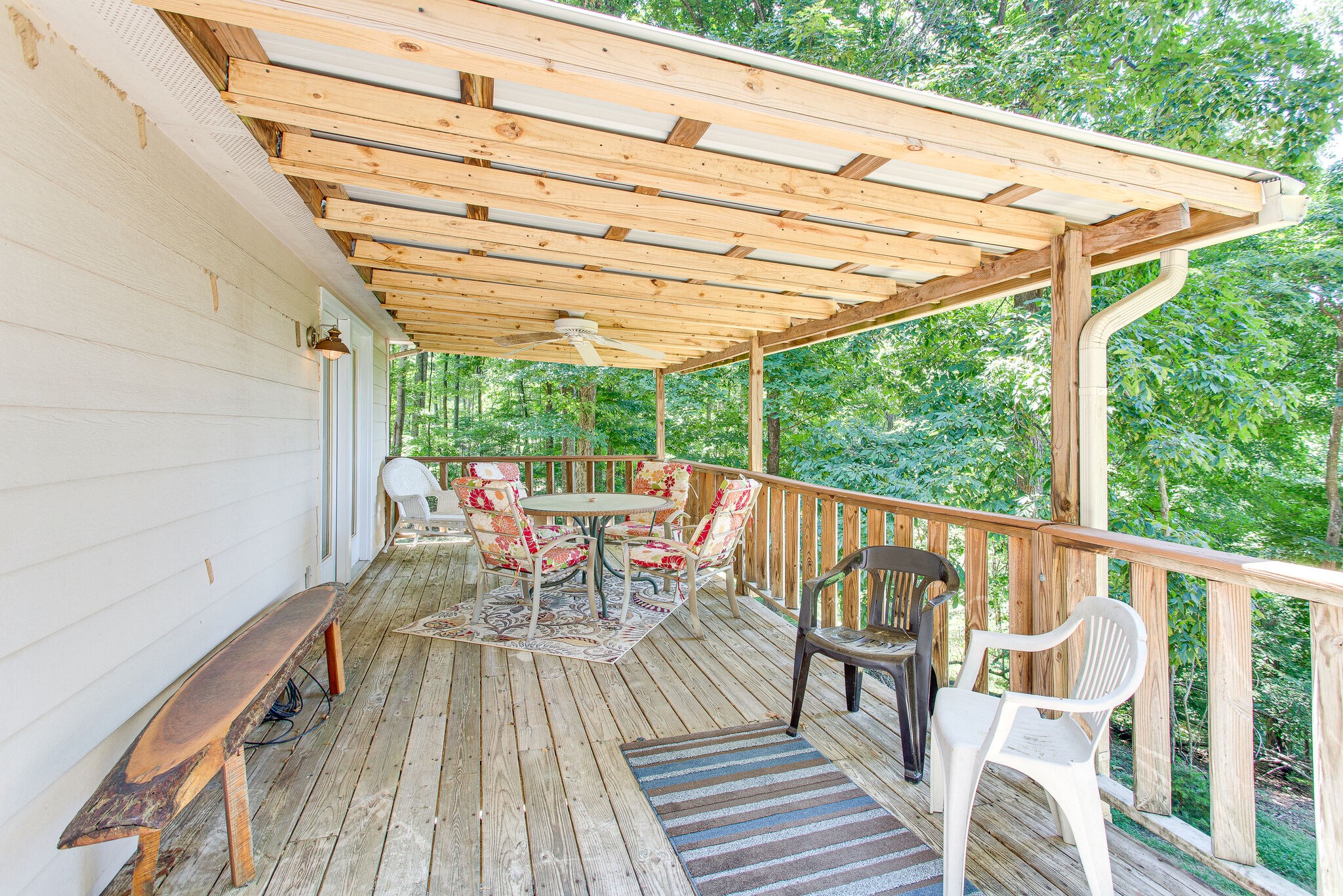 658 Cedar Mountain Place Decherd, TN 37324 - Photo 28 of 53 a view of sitting area on roof deck