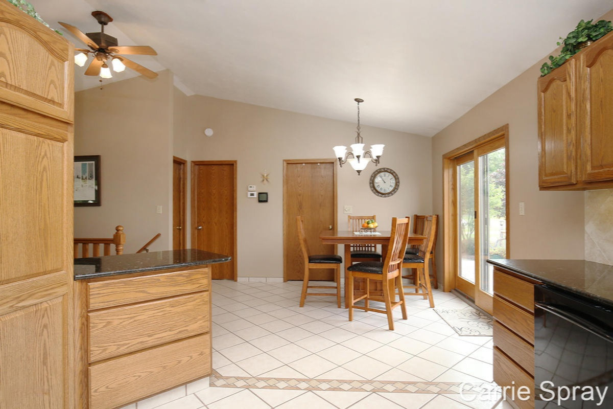 21593 West Stanton Road Pierson, MI 49339 - Photo 10 of 37 IMG_2168