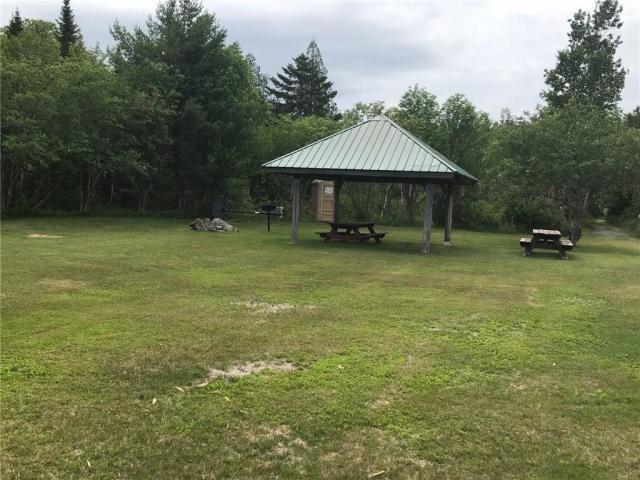 235 North Ridge Road Beaver Cove, ME 04441 - Photo 3 of 9 20200901163327261180000000-o