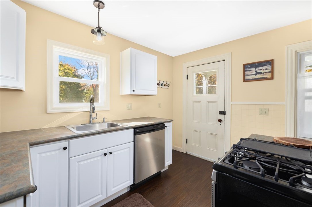 17 Francis Street Coventry, RI 02816 - Photo 12 of 22
