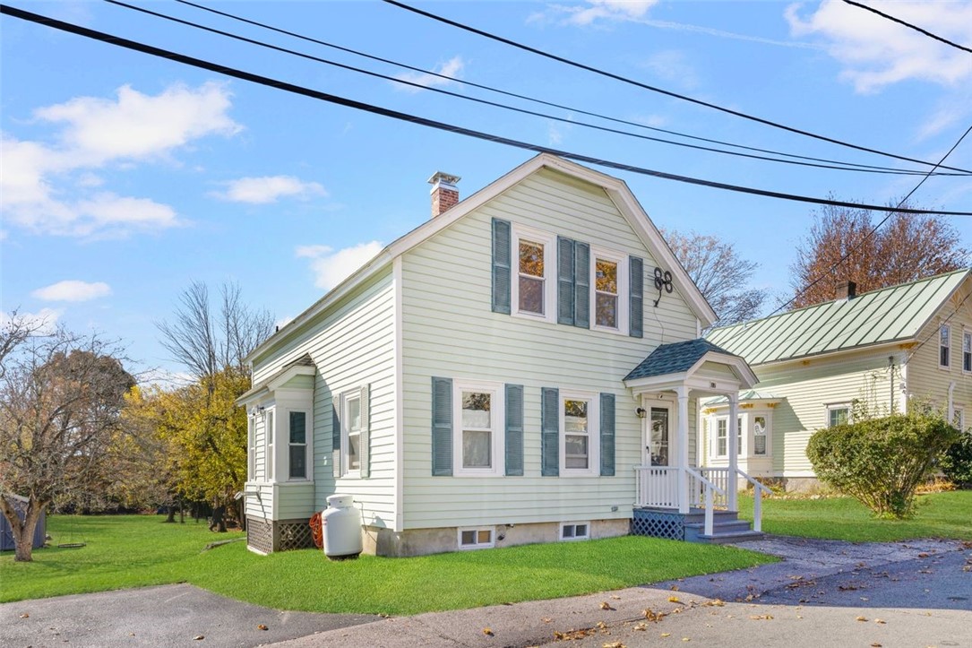 17 Francis Street Coventry, RI 02816 - Photo 2 of 22
