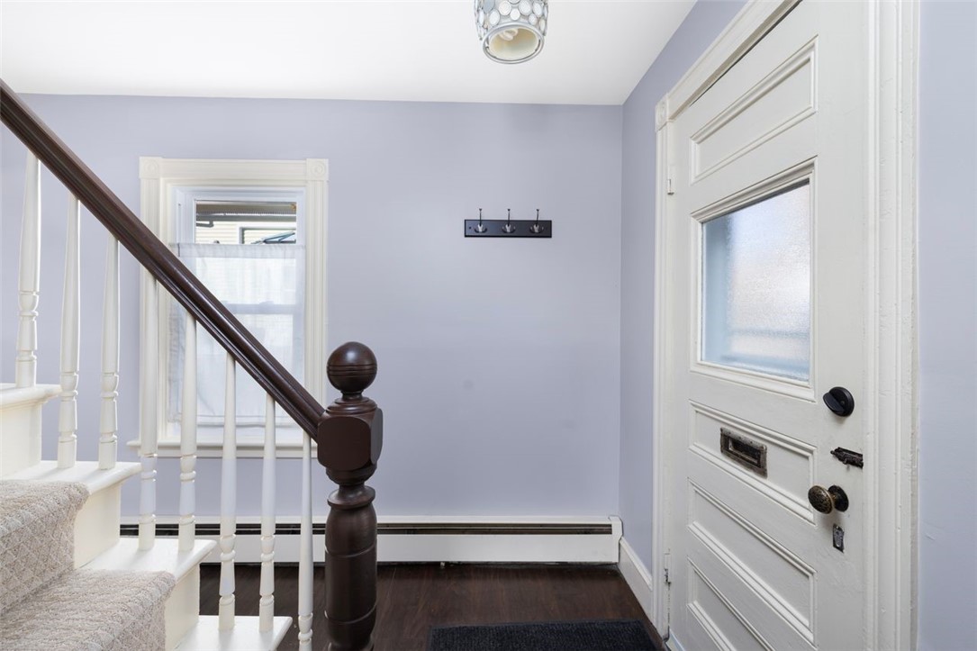 17 Francis Street Coventry, RI 02816 - Photo 3 of 22