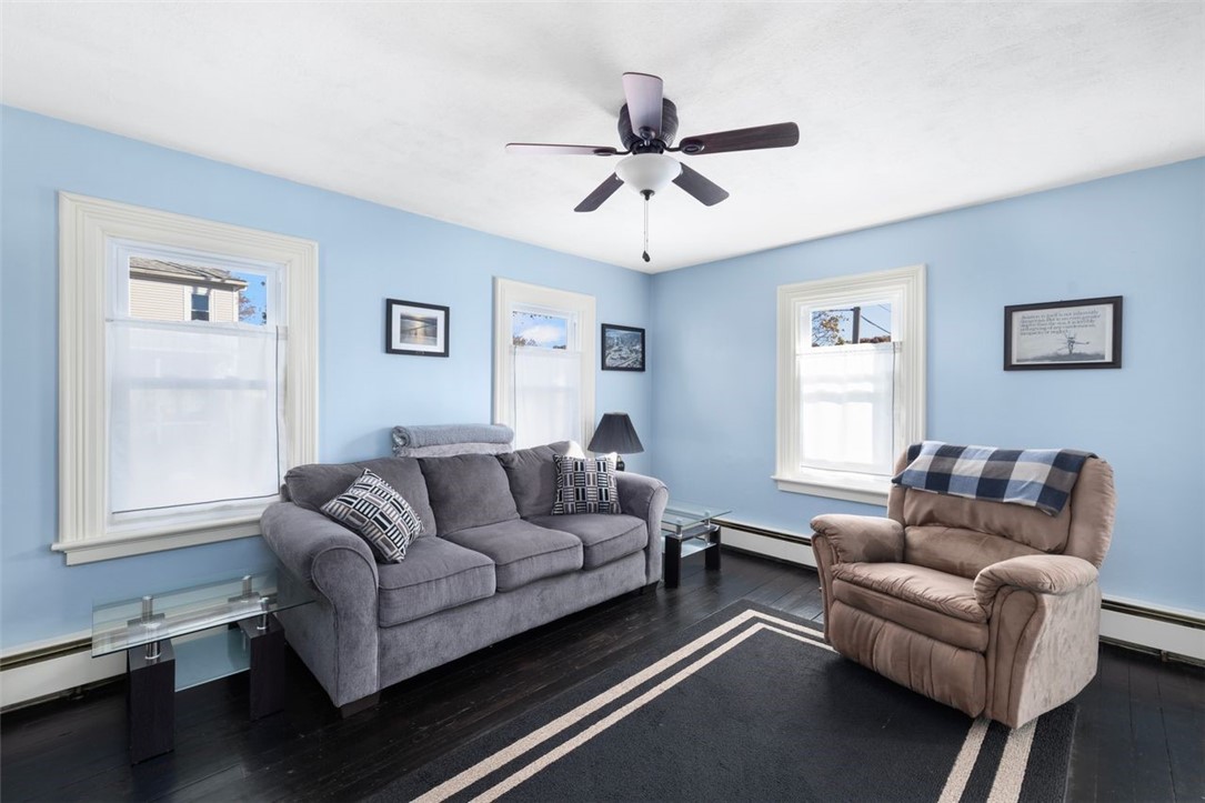 17 Francis Street Coventry, RI 02816 - Photo 5 of 22