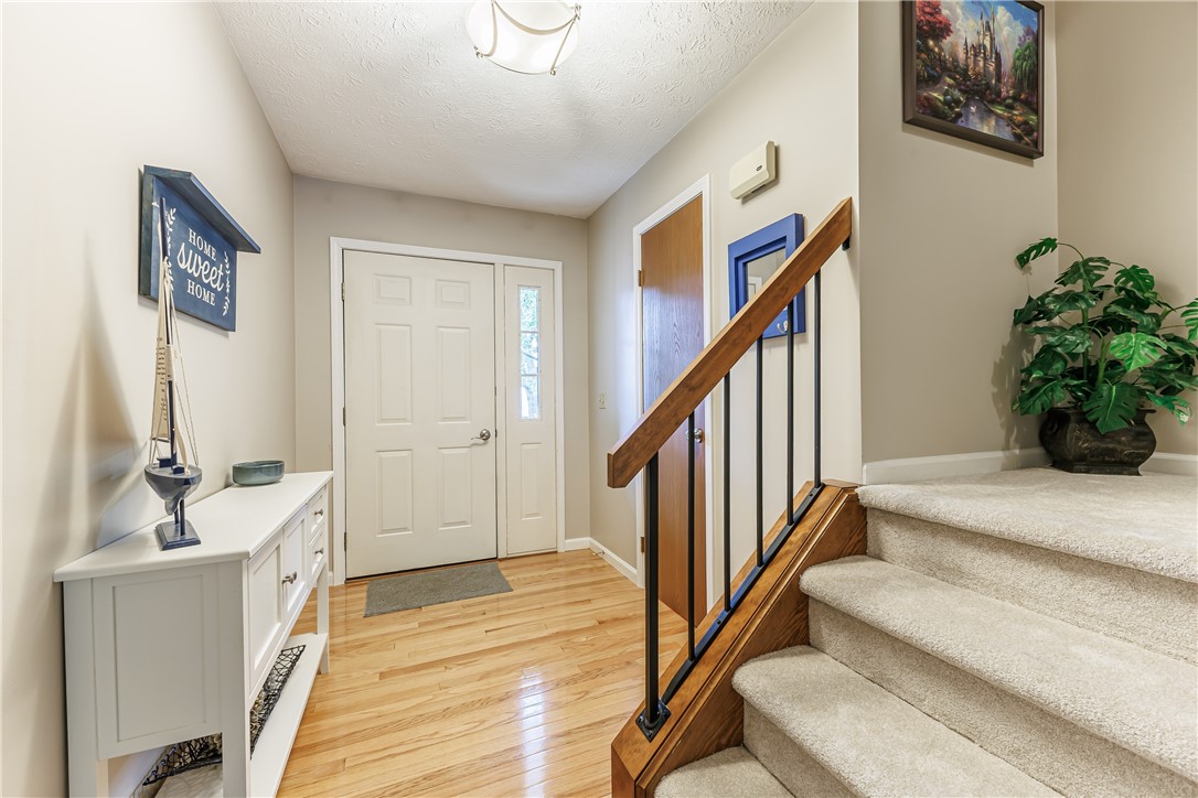 1009 Cane Patch Webster, NY 14580 - Photo 5 of 23