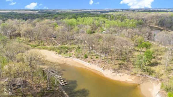 $875,000 | 8446 East Parkview Drive, Rockville, IN 47872