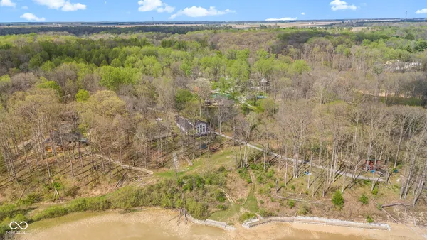 $875,000 | 8446 East Parkview Drive, Rockville, IN 47872