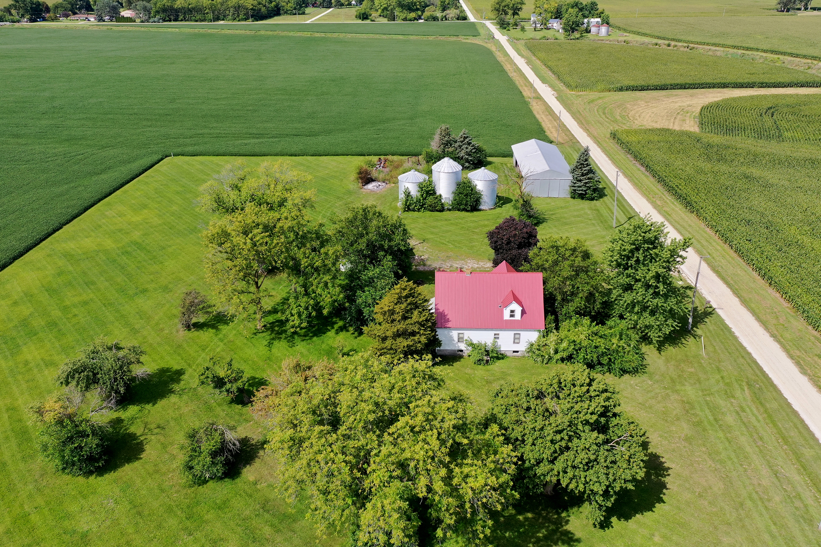 12710 West 1000N Road Herscher, IL 60941 - Photo 23 of 30 a aerial view of a house with a lake view