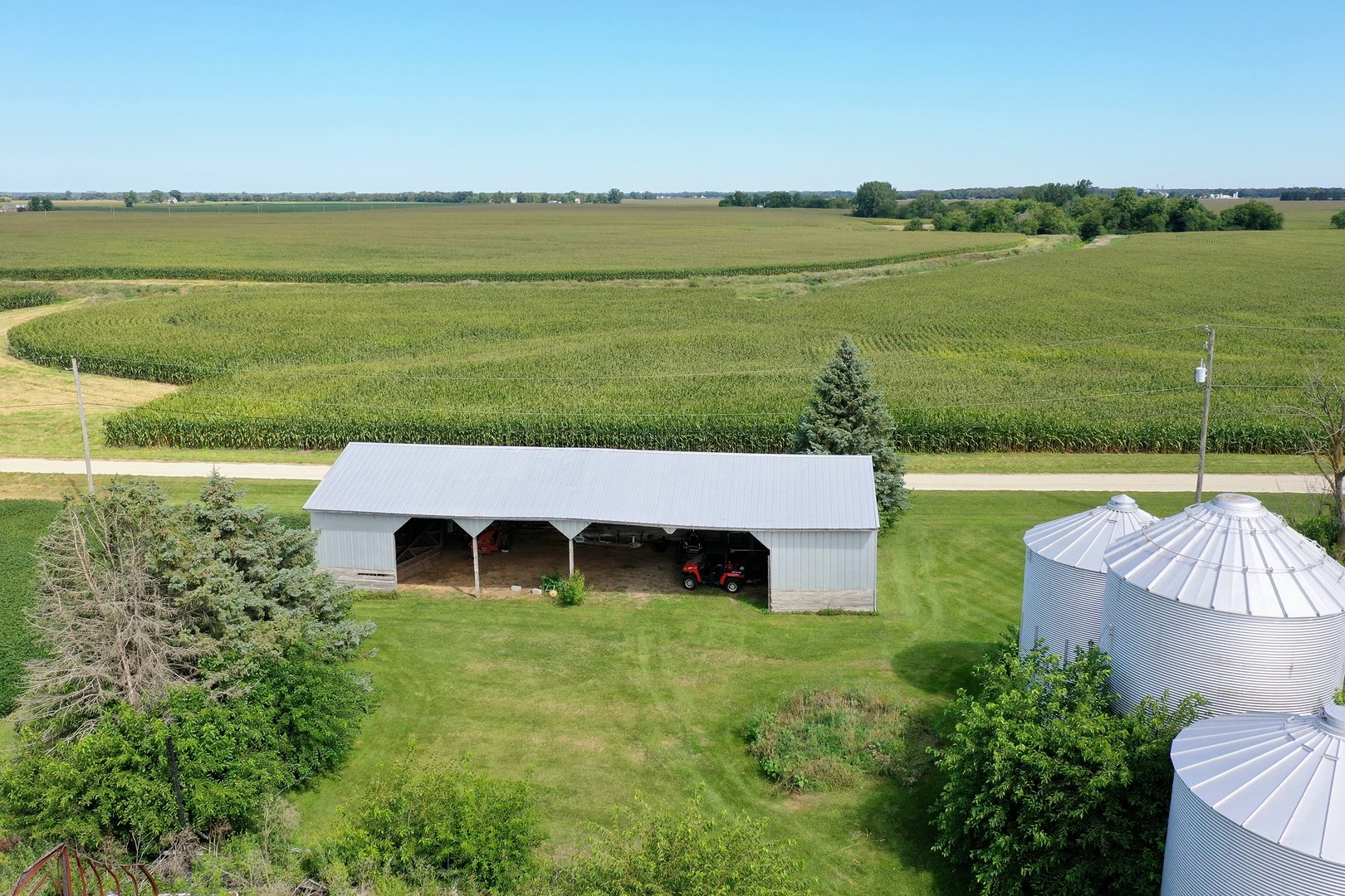 12710 West 1000N Road Herscher, IL 60941 - Photo 28 of 30 a view of a garden and outdoor space