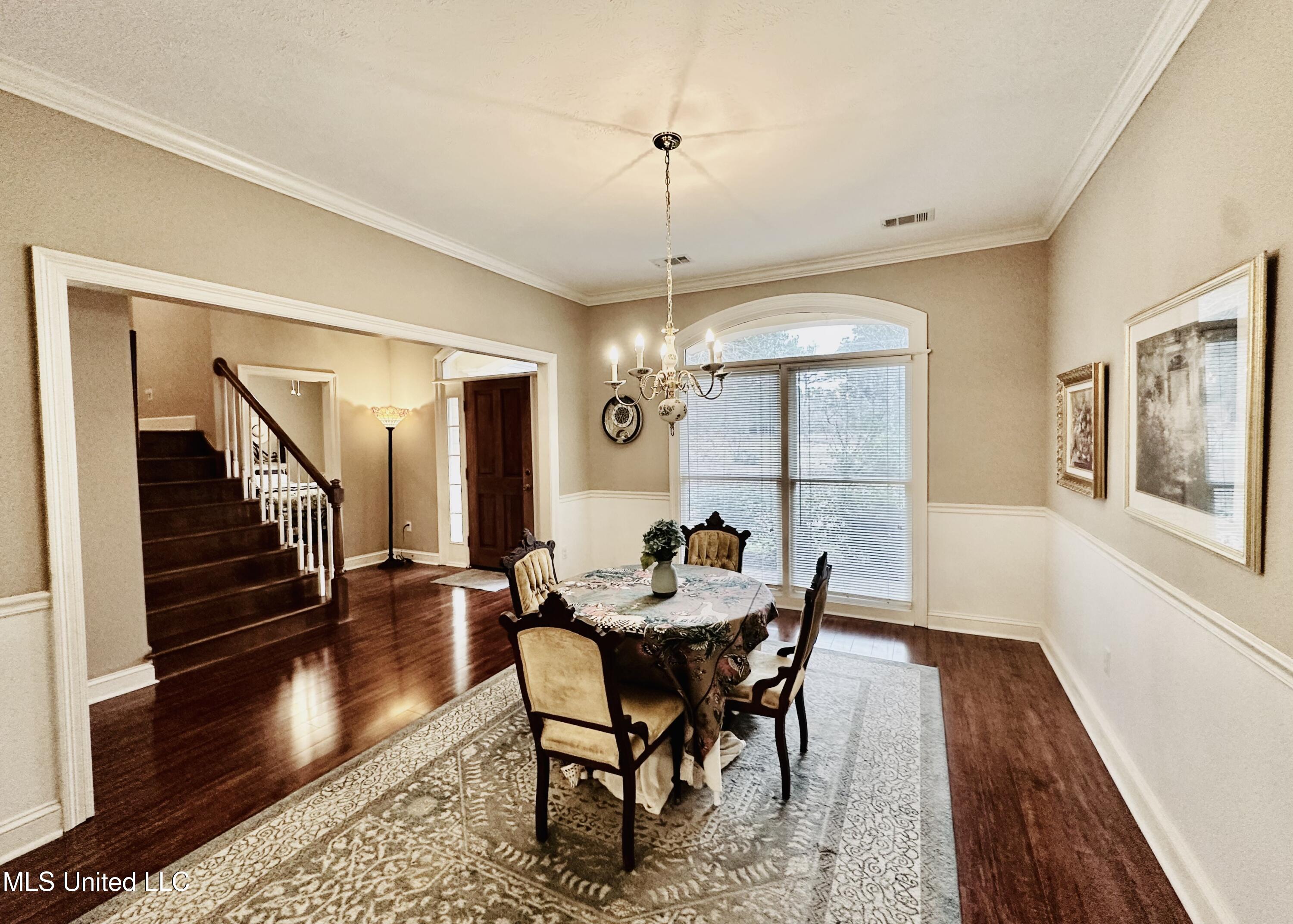 116 Bozeman-Paine Circle Madison, MS 39110 - Photo 7 of 38 Dining1 - 116 Bozeman Paine Cir