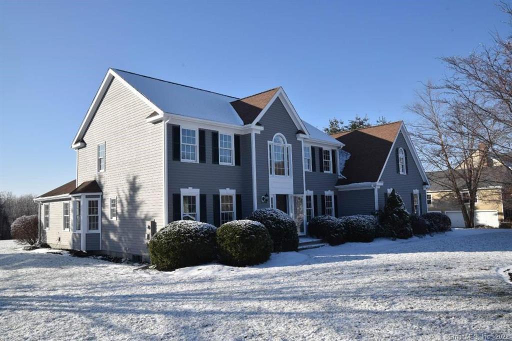 27 Charter Ridge Drive Newtown, CT 06482 - Photo 1 of 1 Gallery Image 1