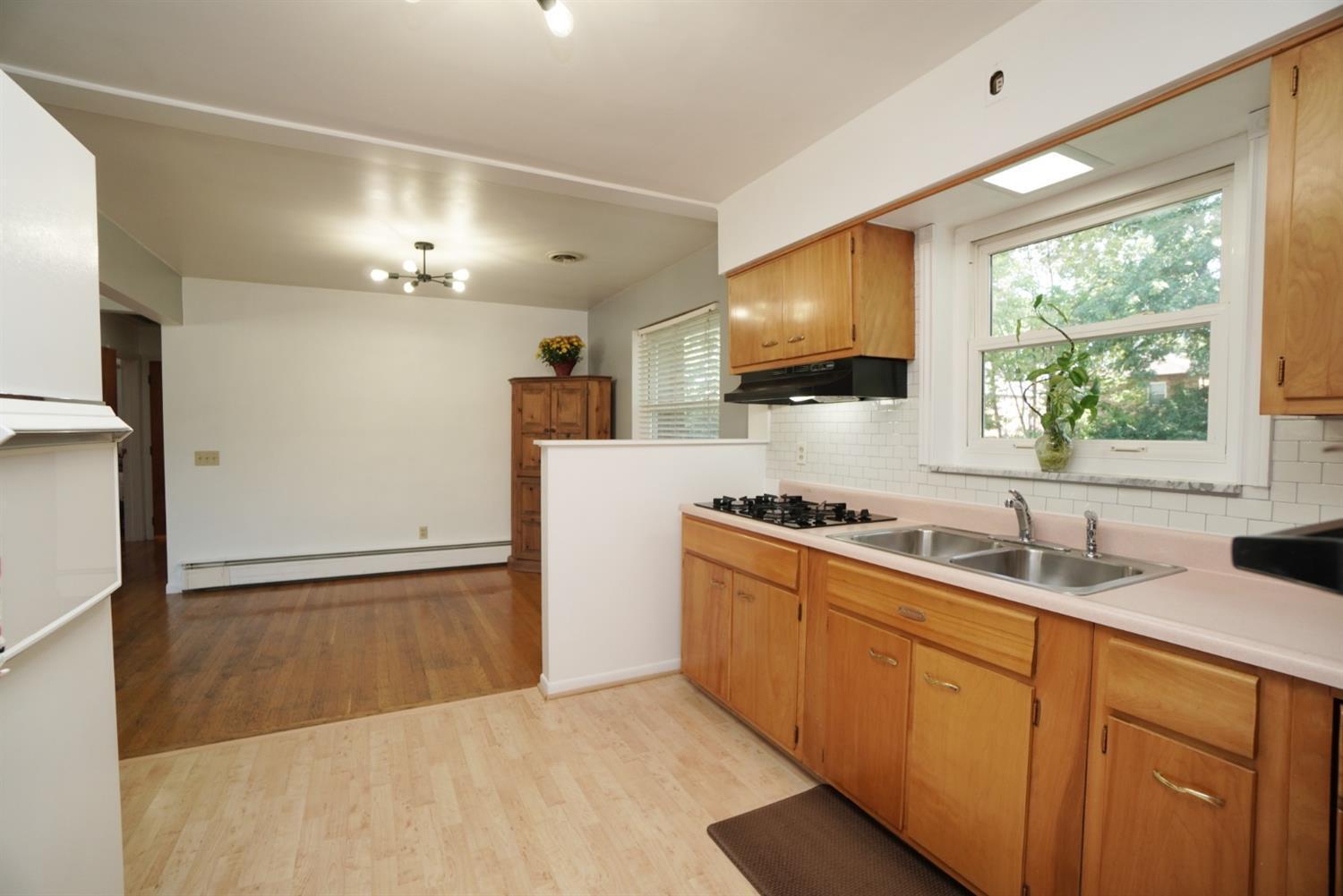 5418 Ruddy Court Cincinnati, OH 45239 - Photo 10 of 26 Gallery Image 10