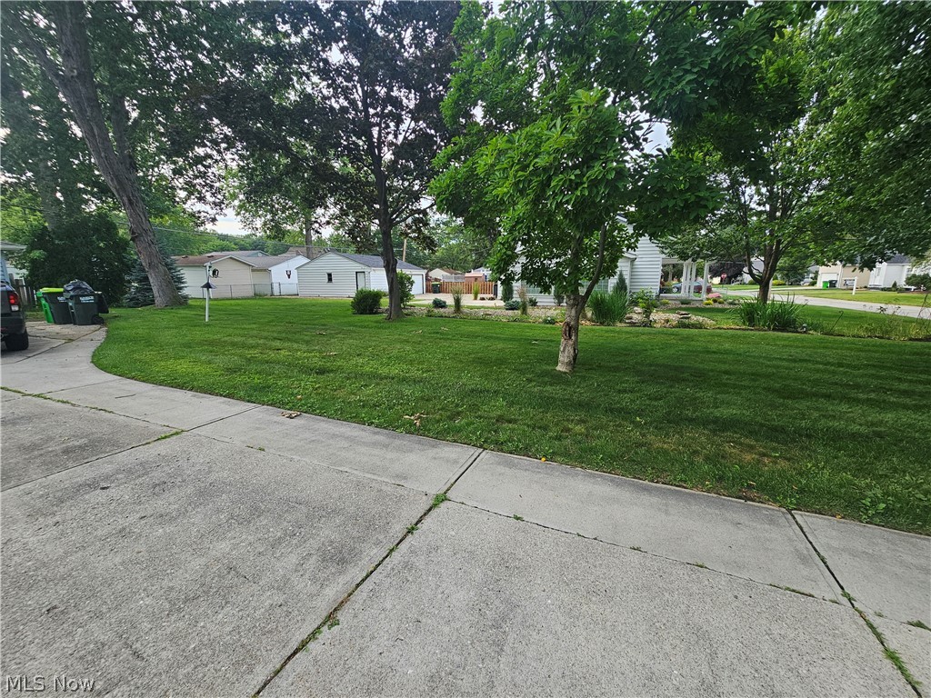 242 Sunset Road Avon Lake, OH 44012 - Photo 48 of 50 big side yard extra 35 ft lot